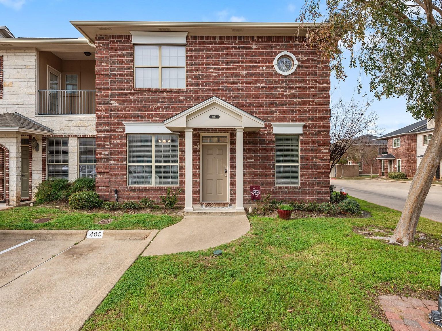 400 Forest Dr College Station, TX 77840 - Thumbnail 2