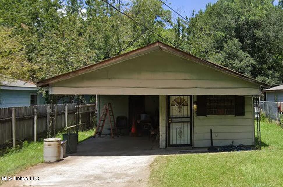 420 Derrick St Jackson, MS 39203 - Thumbnail 2