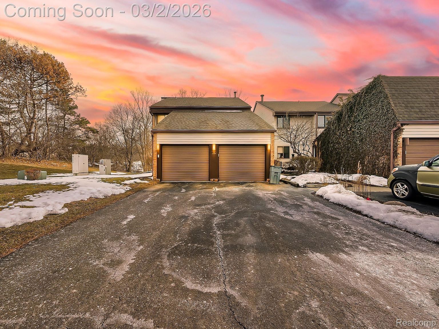 4411 Laurel Club Cir West Bloomfield, MI 48323 - Thumbnail 2