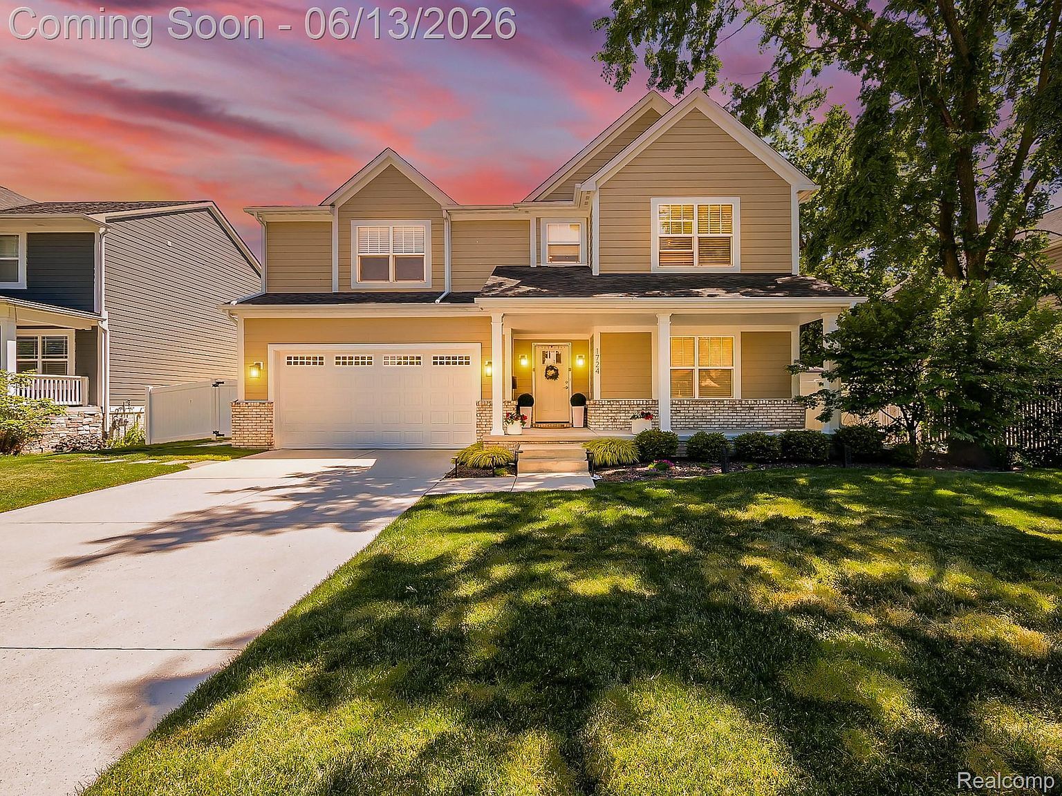 1724 Taylor Ave Royal Oak, MI 48067, 48067