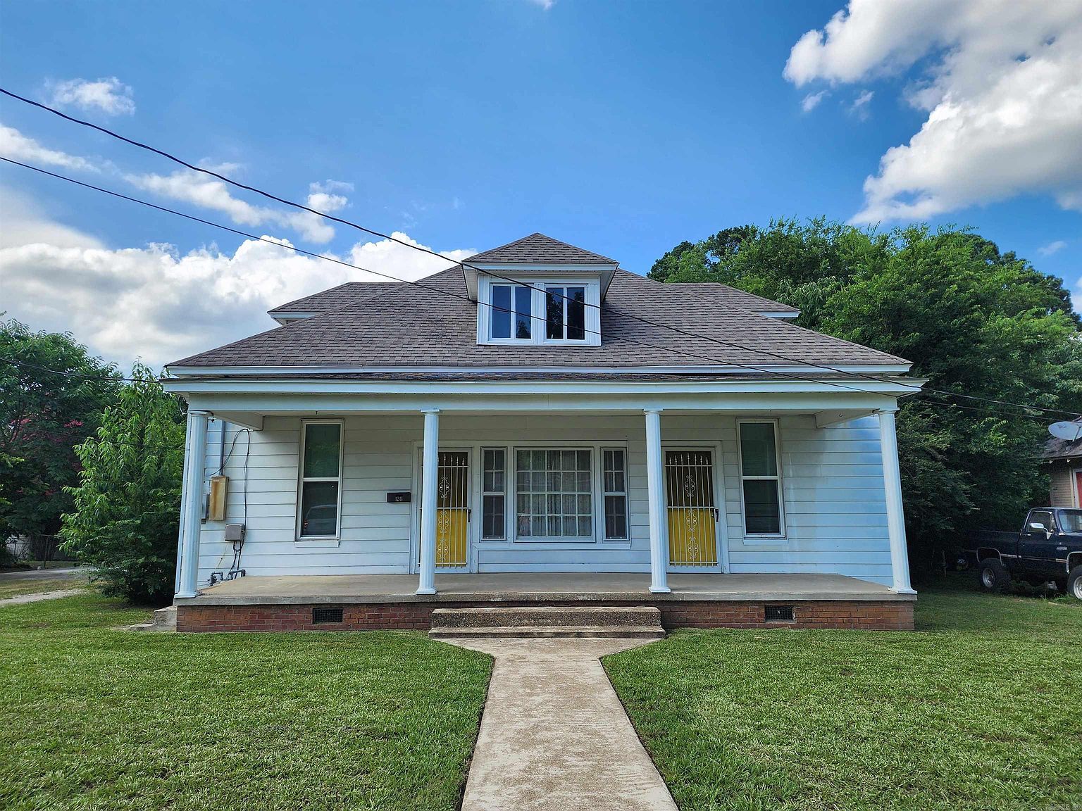 124 W Sullenberger Ave Malvern, AR 72104 - Thumbnail 2