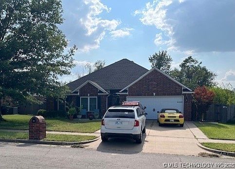 605 N Spruce Ave Bartlesville, OK 74006 - Thumbnail 2