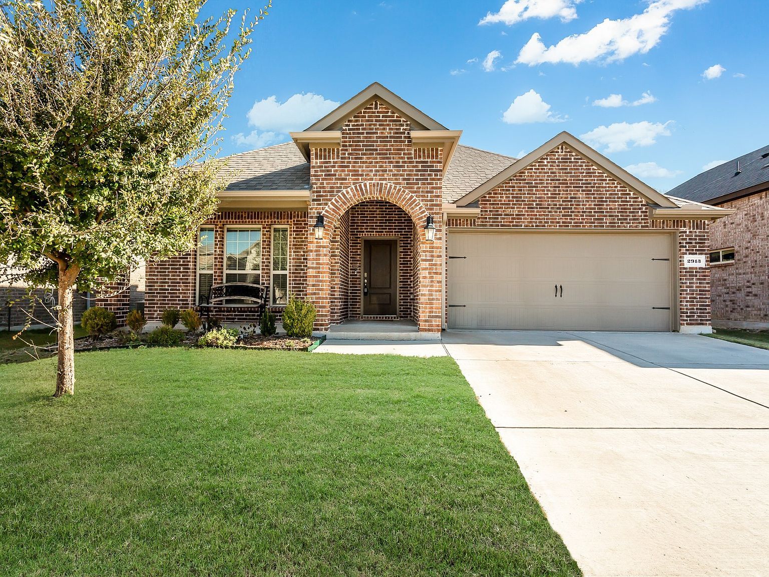 2913 Log Cabin Dr Celina, TX 75009 - Thumbnail 2