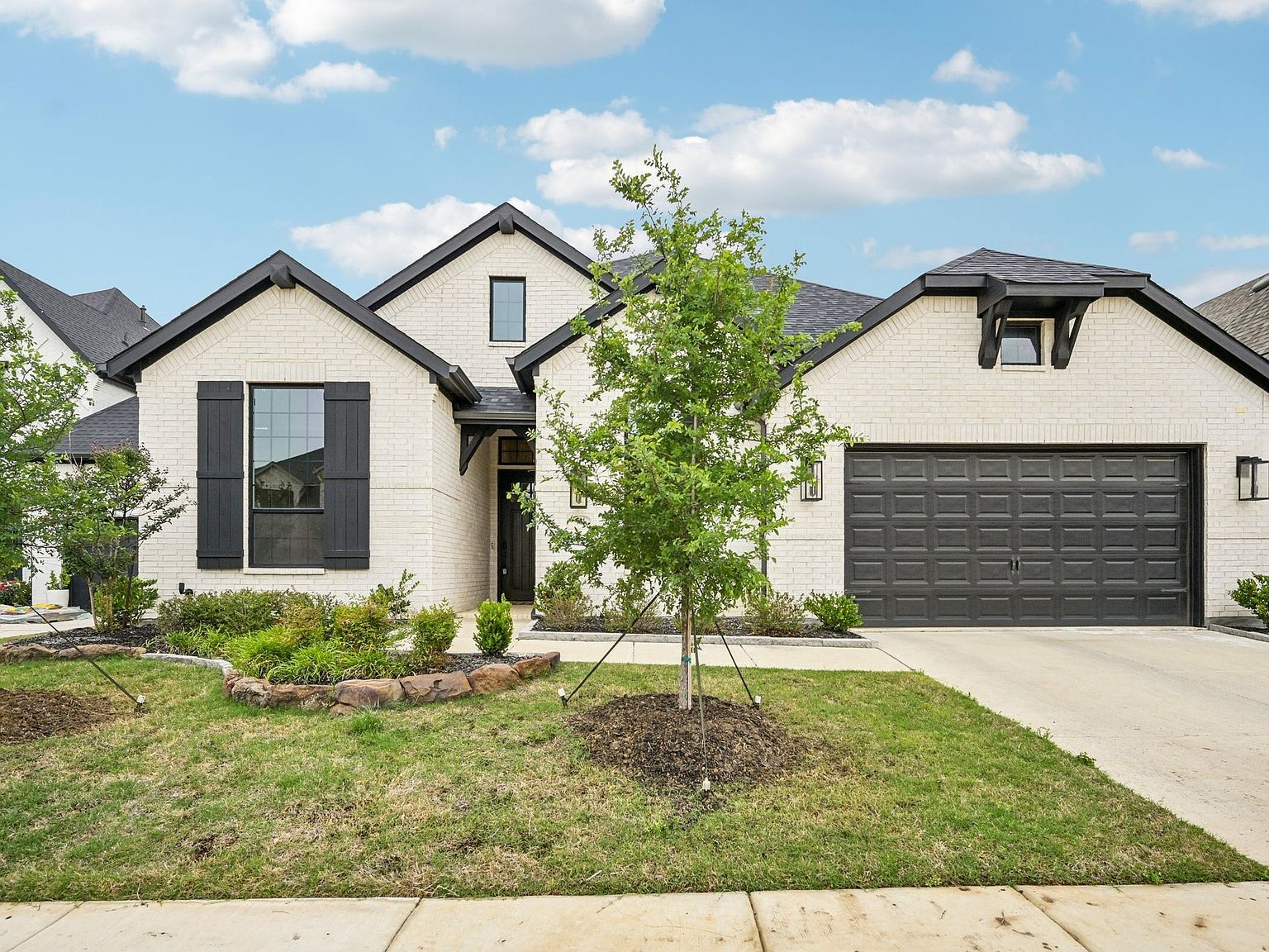 704 Colt Dr Aubrey, TX 76227  | Single Family