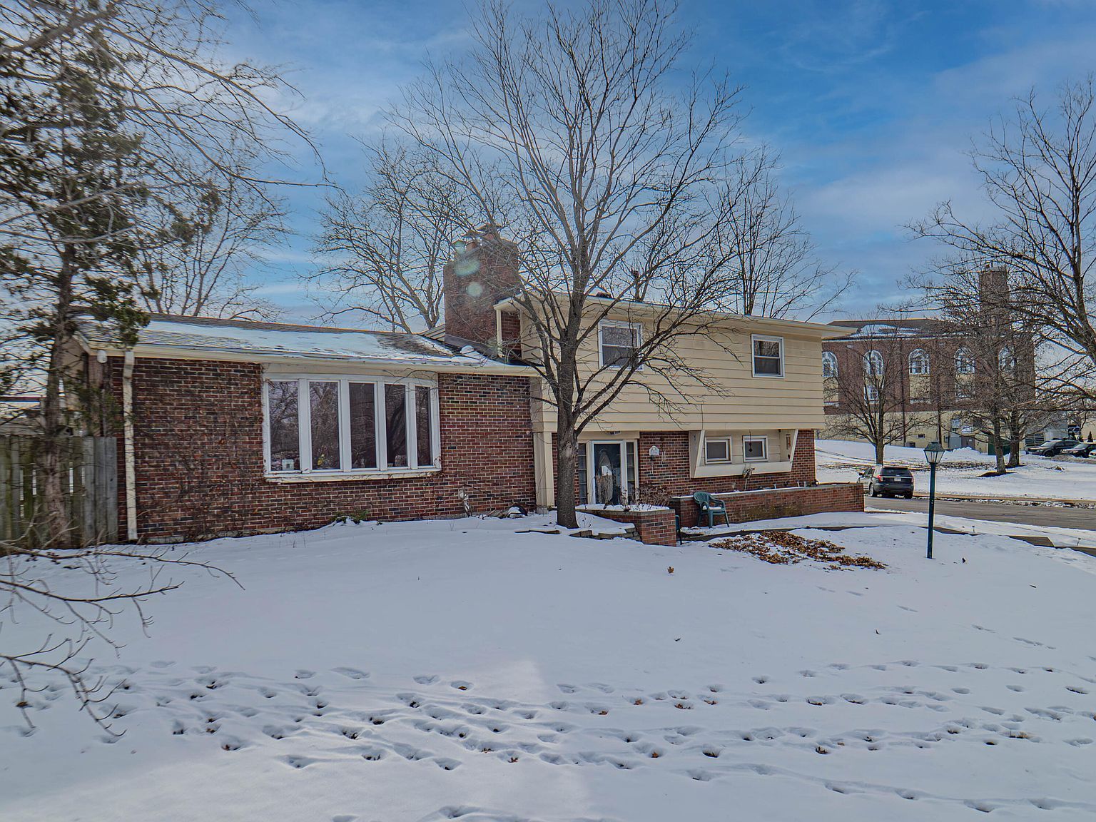 1004 W Reed St Moberly, MO 65270 - Thumbnail 2