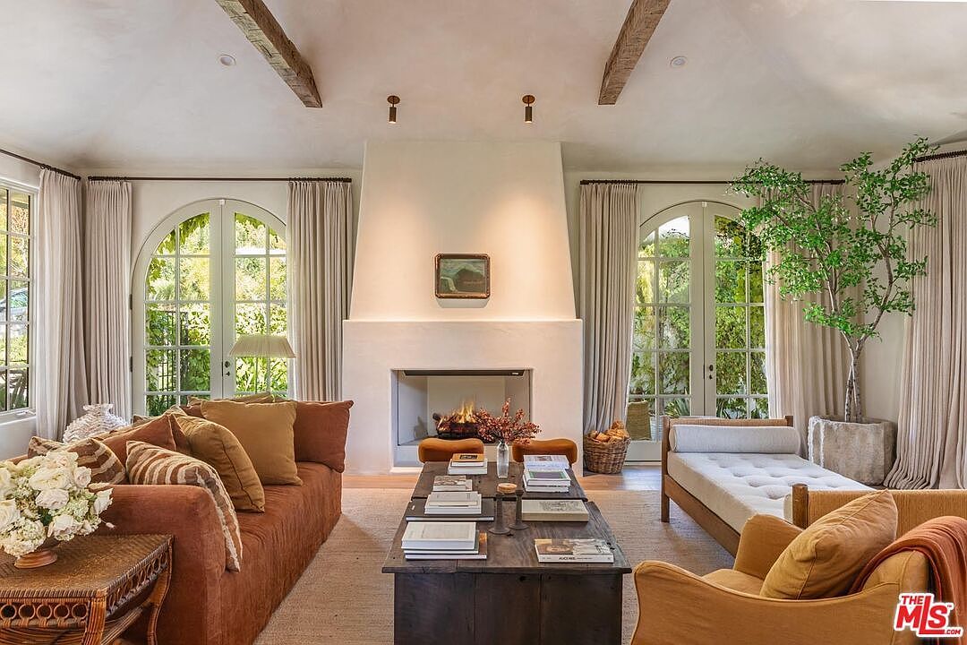 20580 Natoma Estates Dr Woodland Hills, CA 91364 - Thumbnail 2