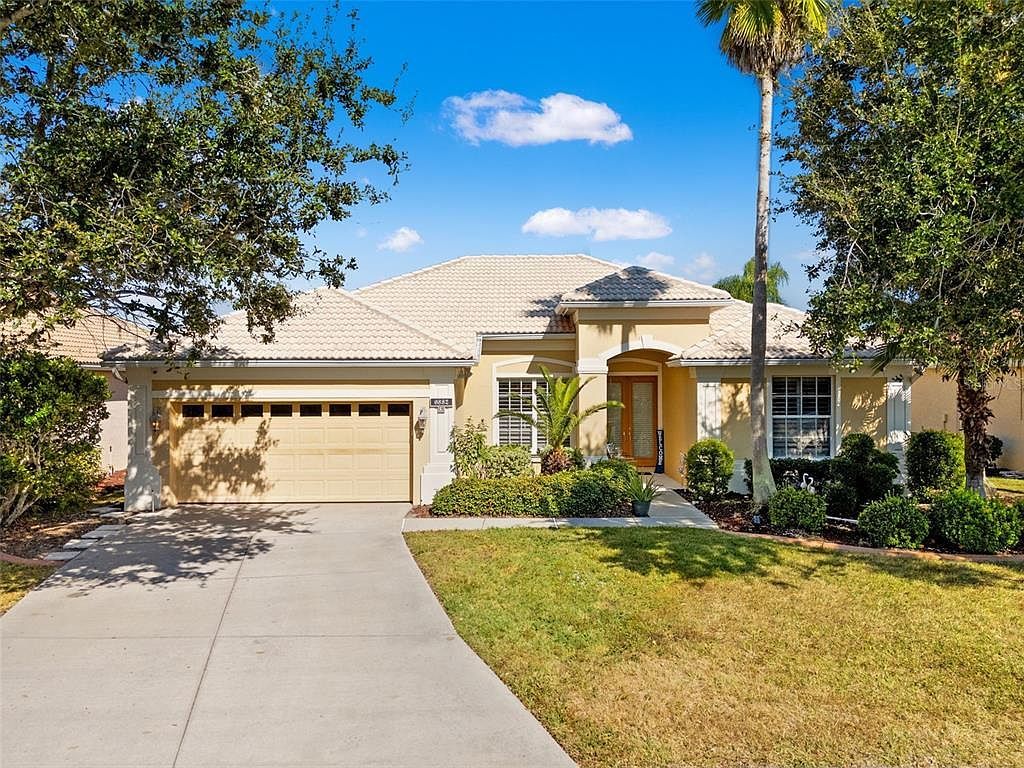 6882 Tailfeather Way Bradenton, FL 34203 - Thumbnail 2