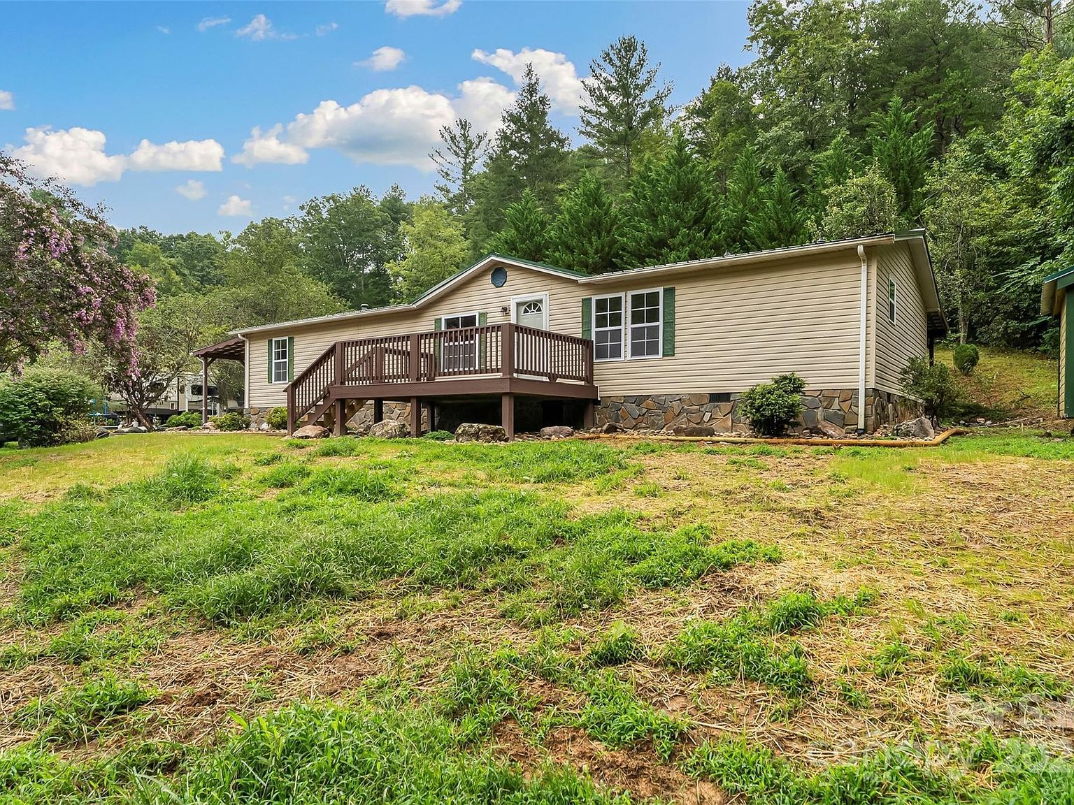 2236 Sisue St Morganton, NC 28655 - Thumbnail 2