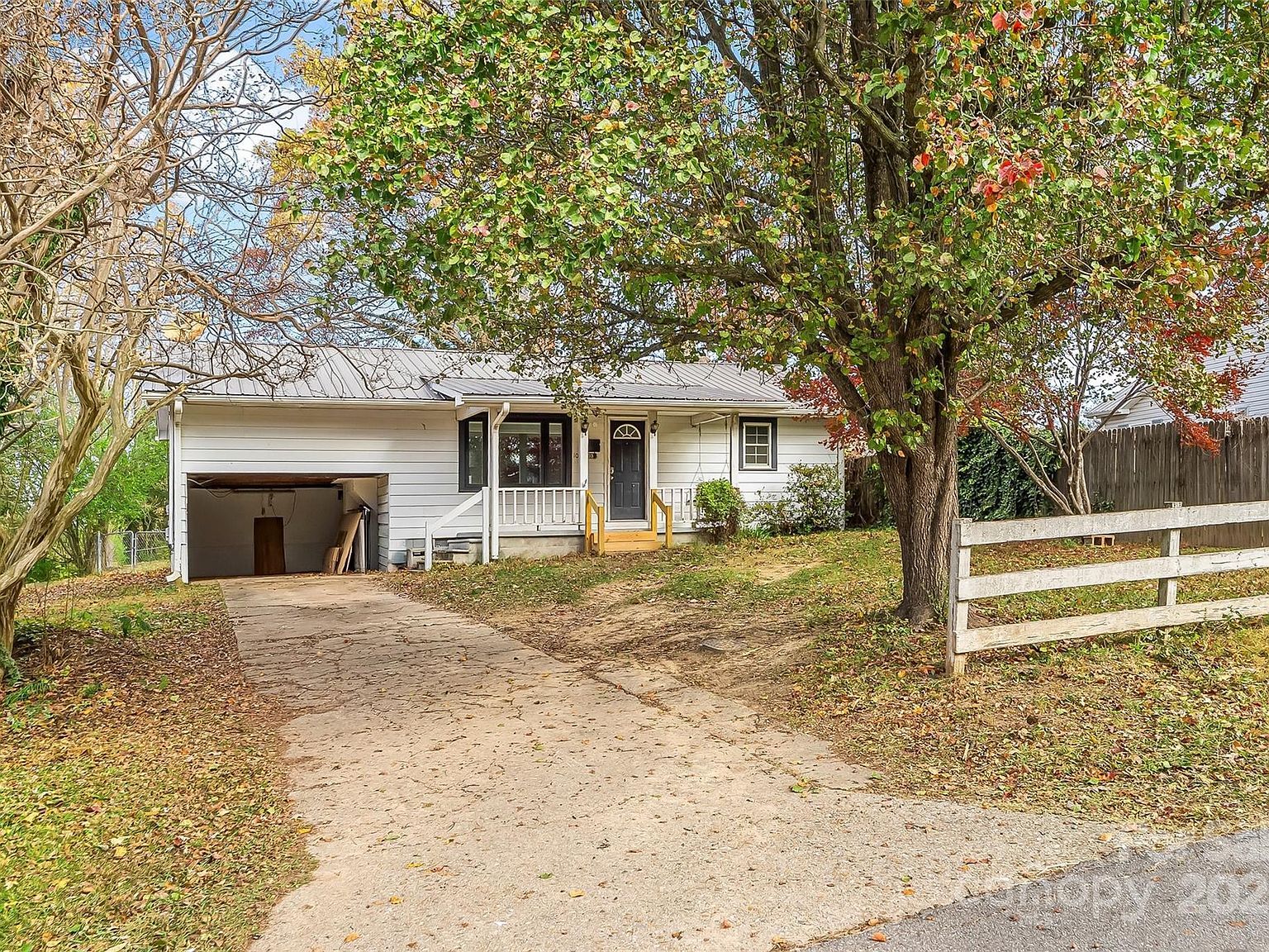 103 Clark St Marion, NC 28752 - Thumbnail 2