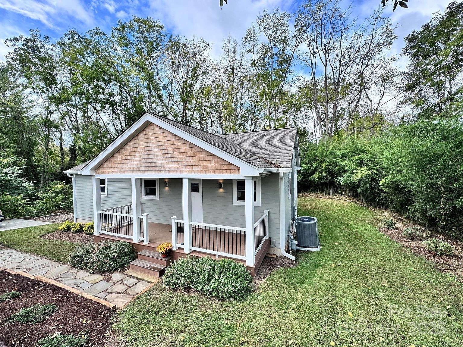 269 Virginia Ave Asheville, NC 28806 - Thumbnail 2