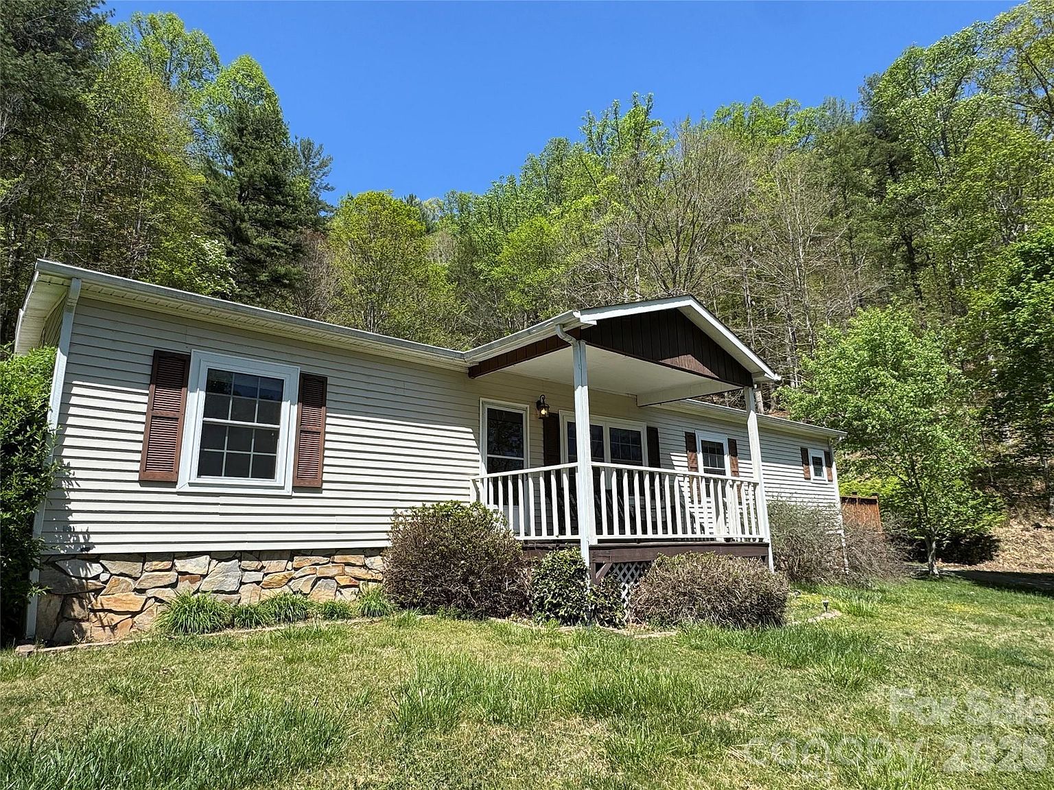 942 Fisher Branch Rd Marshall, NC 28753, 28753
