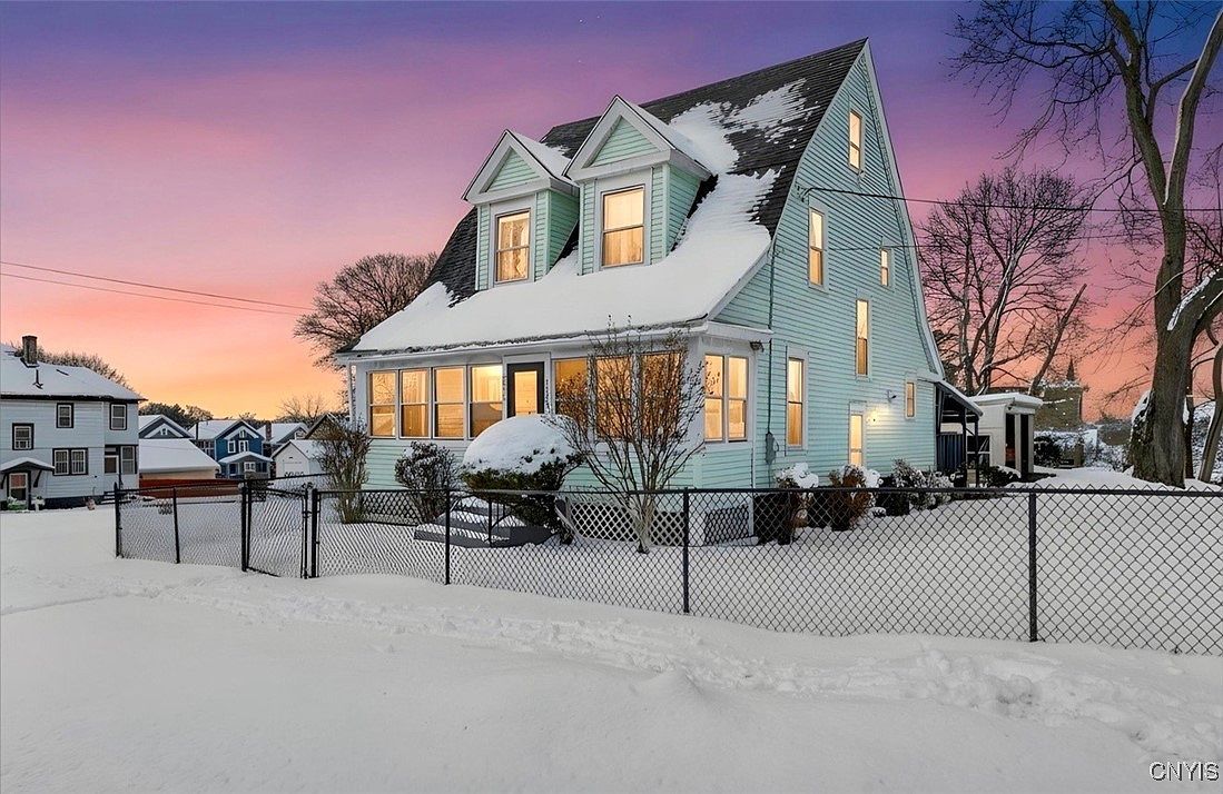 2429 Fayette Syracuse, NY 13224 - Thumbnail 2