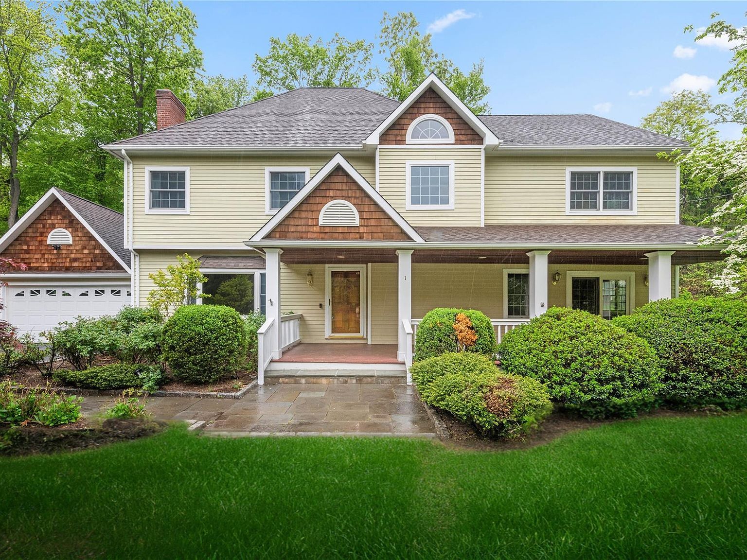 1 Howe Cir Bedford Hills, NY 10507 - Thumbnail 2