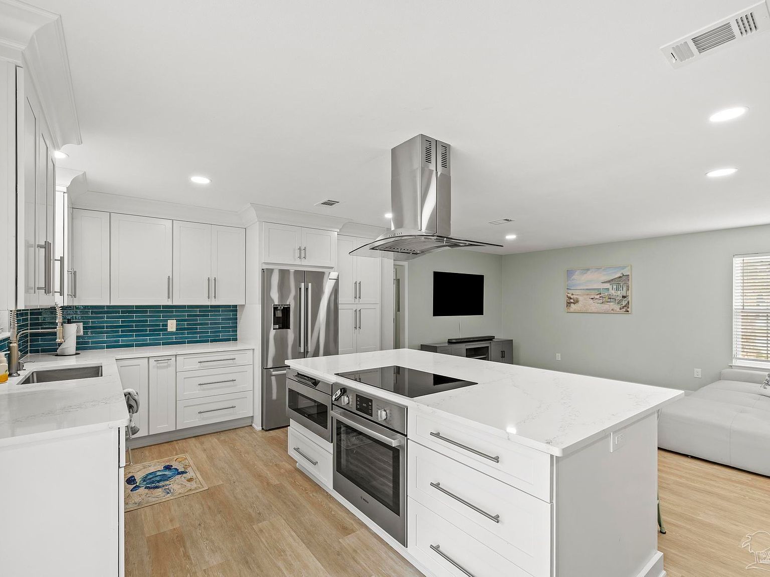420 Dolphin St Gulf Breeze, FL 32561, 32561