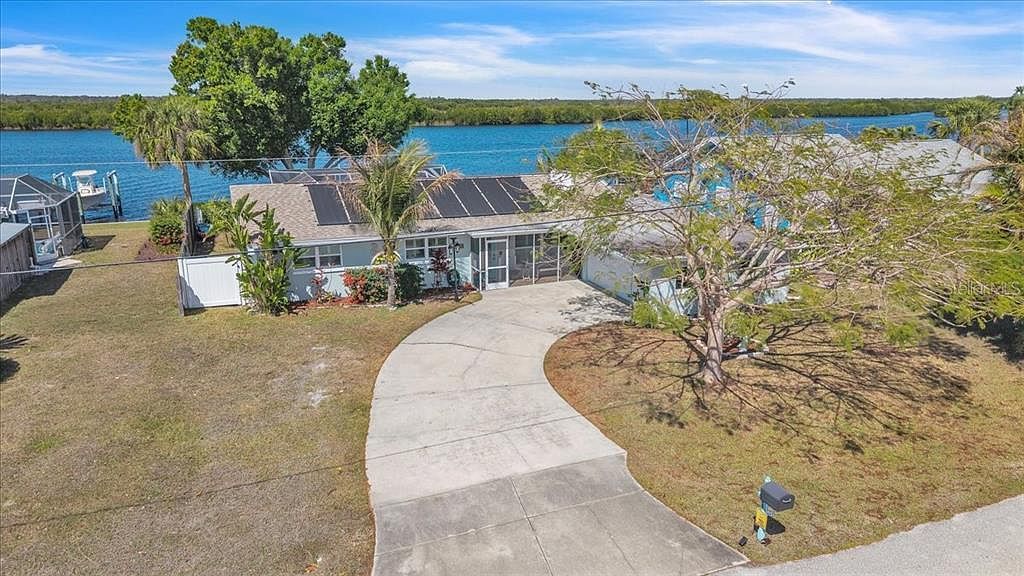 2045 River Basin Ter Punta Gorda, FL 33982 - Thumbnail 2