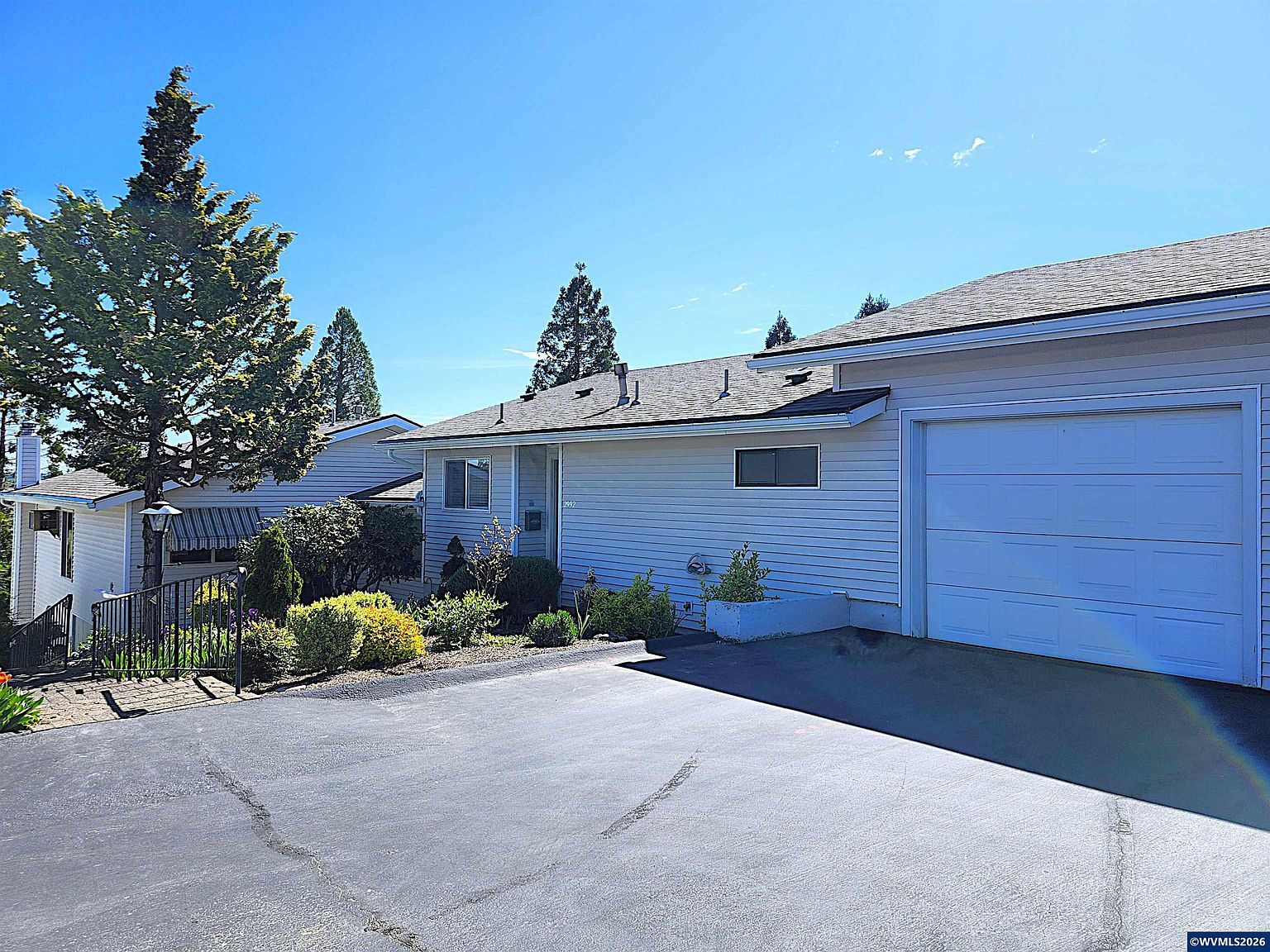 2992 Winslow Way NW Salem, OR 97304  | Single Family