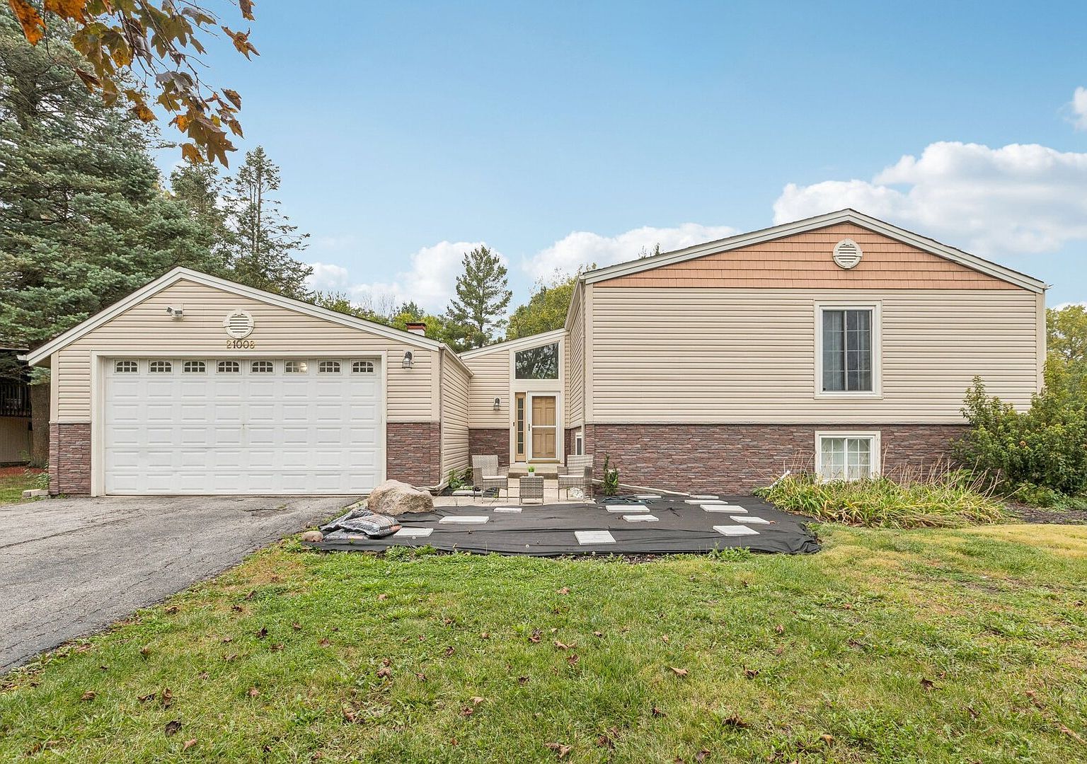 21008 Apollo Cir Olympia Fields, IL 60461 - Thumbnail 2