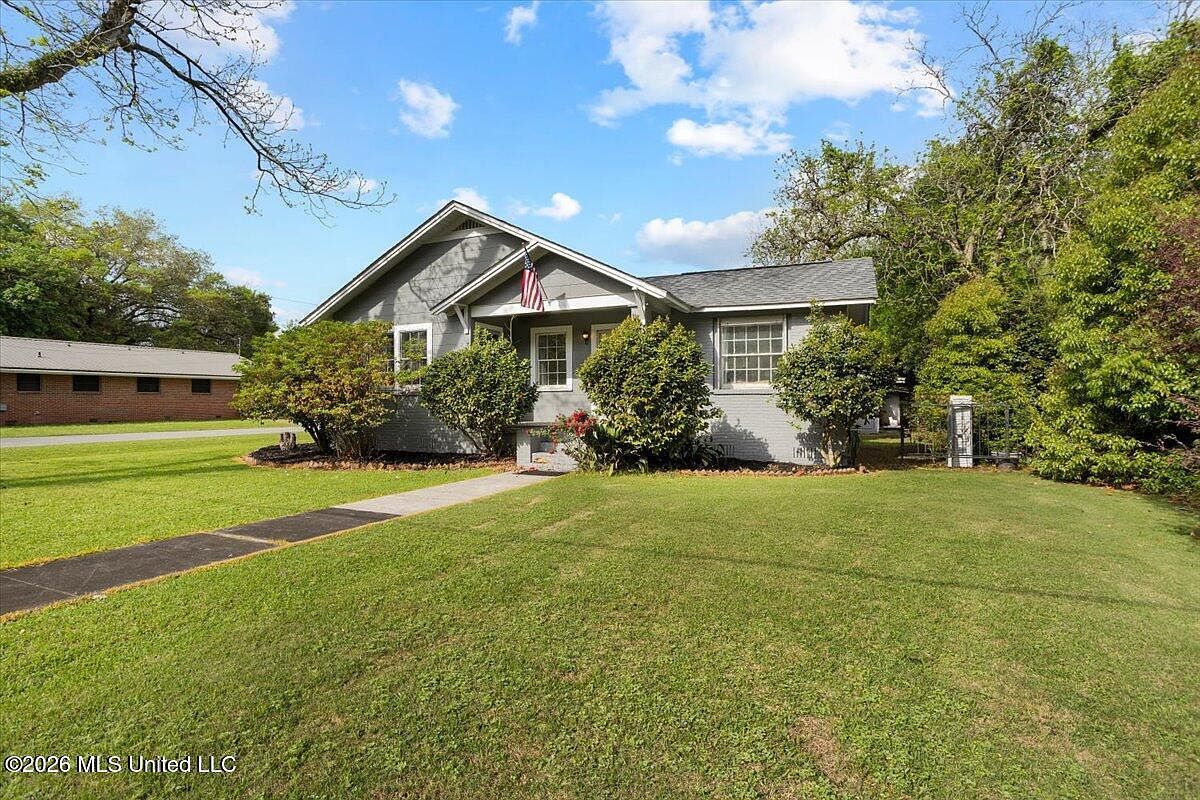 172 Holmes St Lucedale, MS 39452  | Single Family