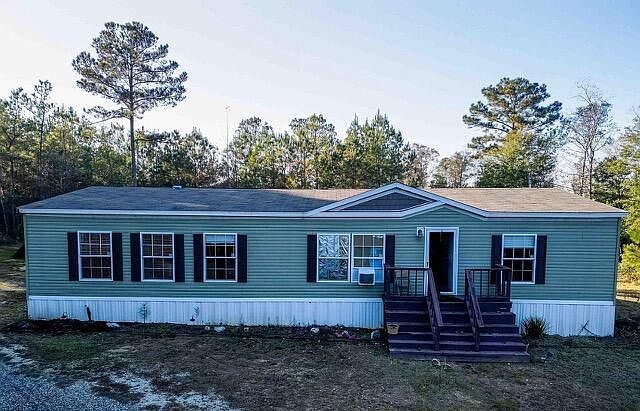54 New Saint Paul Church Dr Waynesboro, MS 39367, 39367