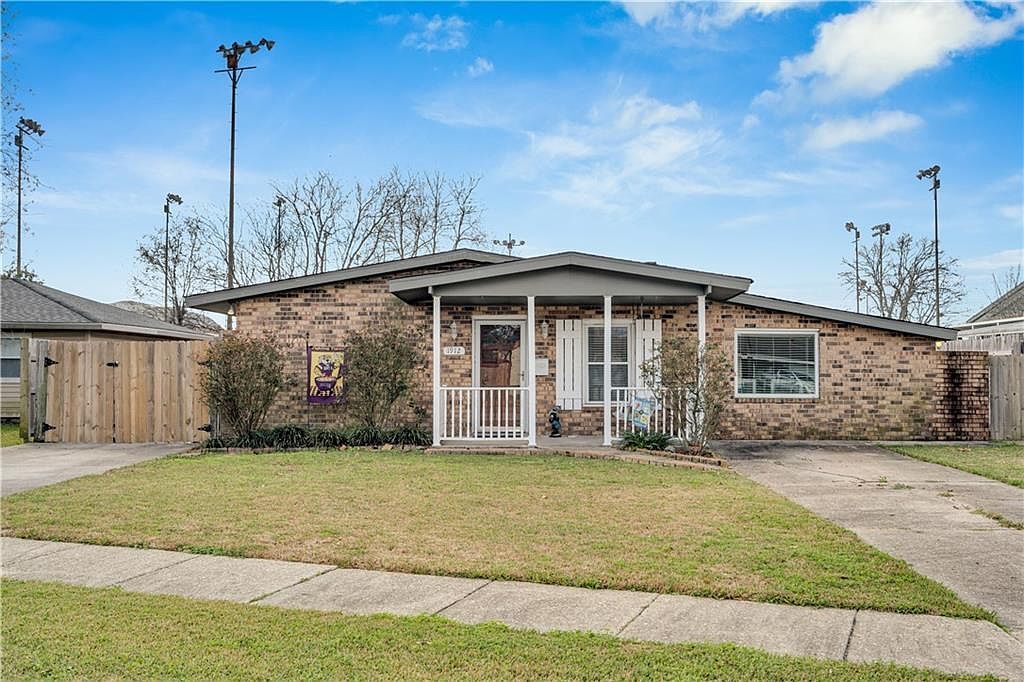 1912 Cooper Rd Terrytown, LA 70056 - Thumbnail 2