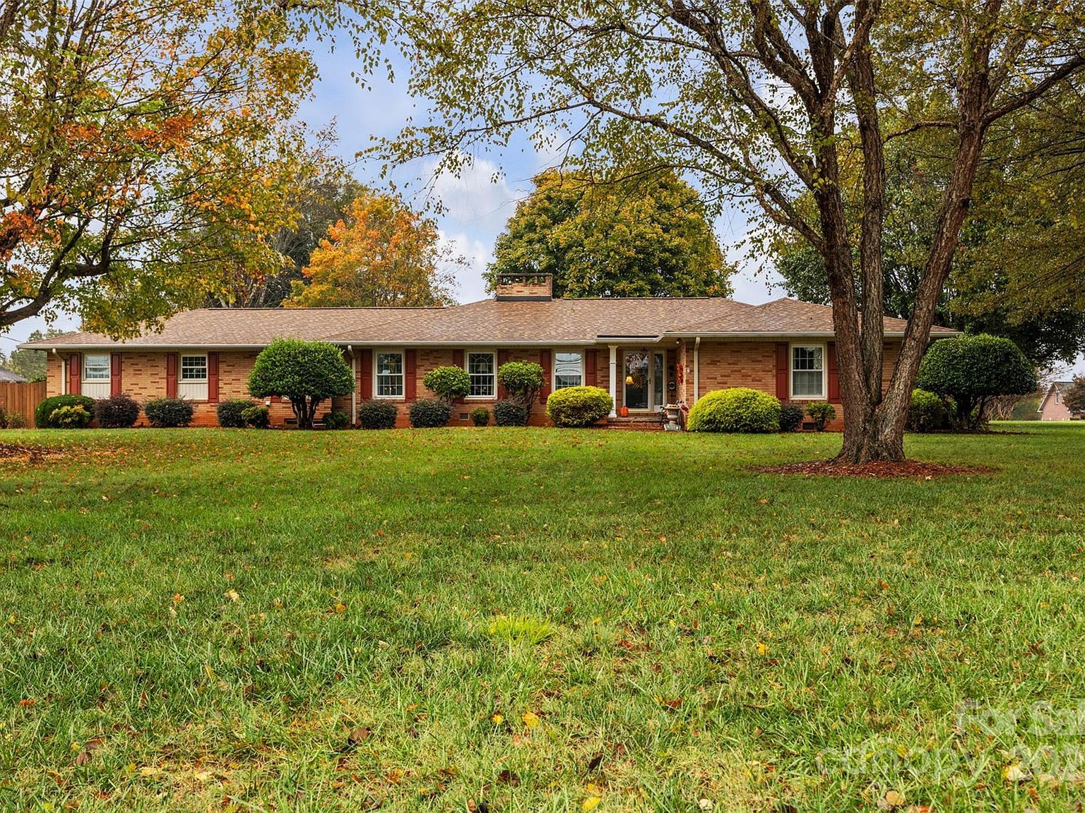 3486 E Main St Claremont, NC 28610 - Thumbnail 2