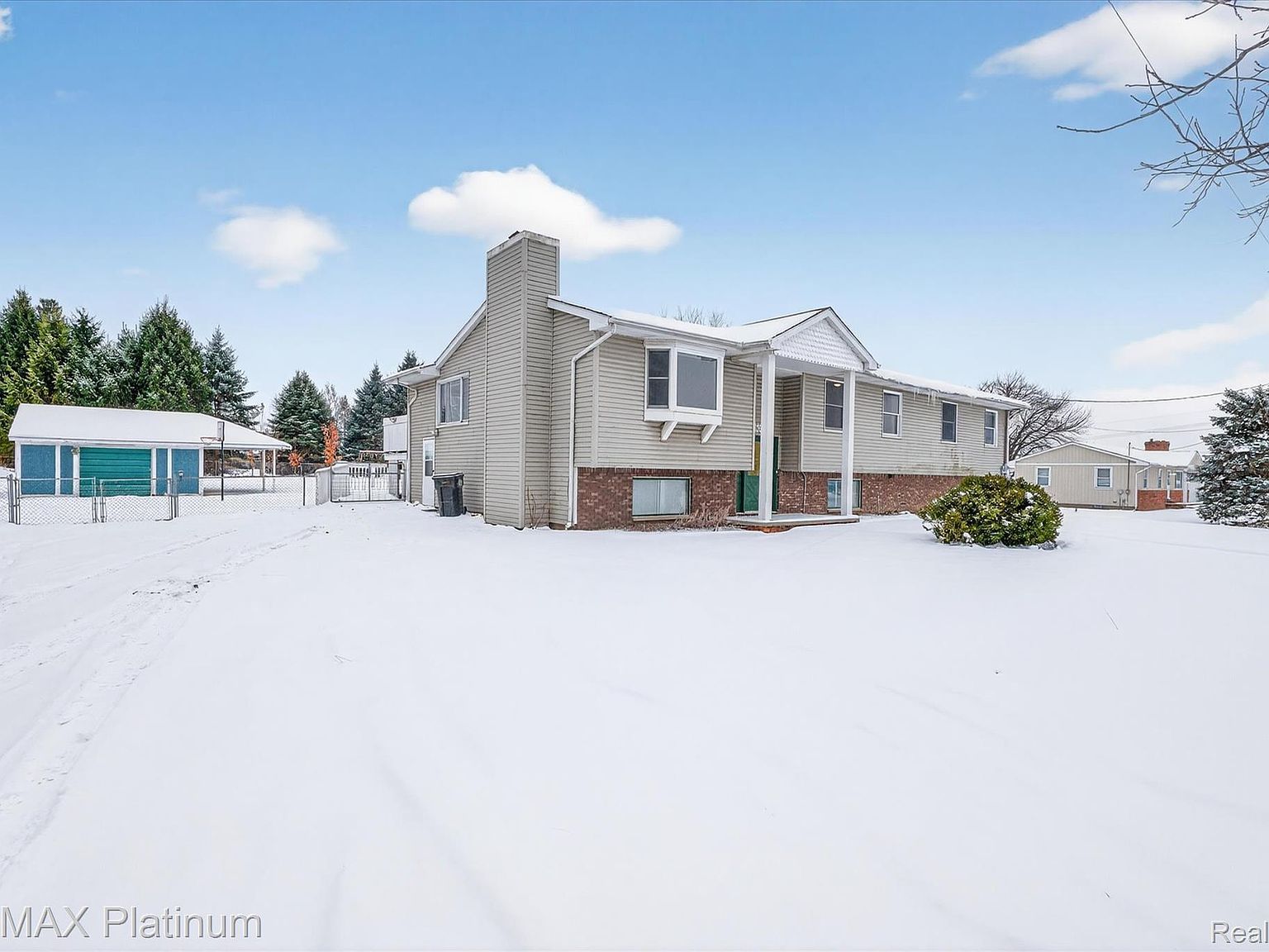 3965 Parsons Rd Howell, MI 48855 - Thumbnail 2