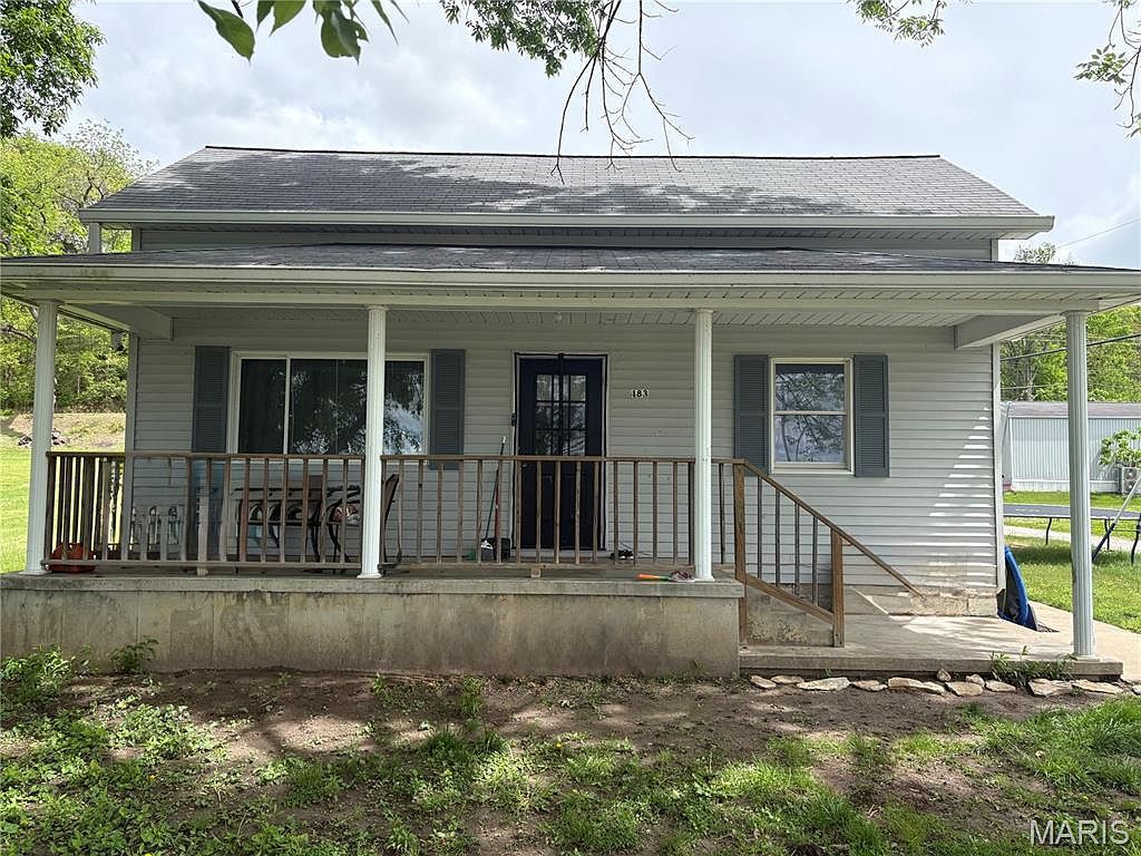 183 S Washington Rd Hamburg, IL 62045, 62045
