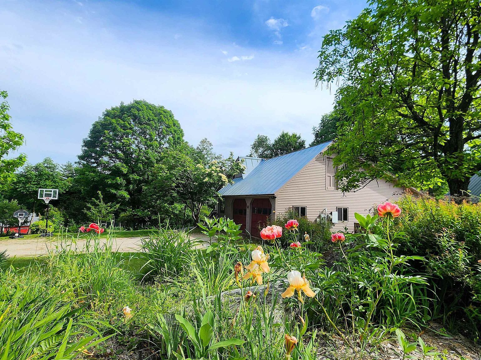 97 Stewart Ln Cuttingsville, VT 05738 | Single Family