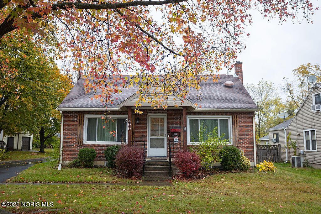 200 E Edgar Ave Findlay, OH 45840 - Thumbnail 2