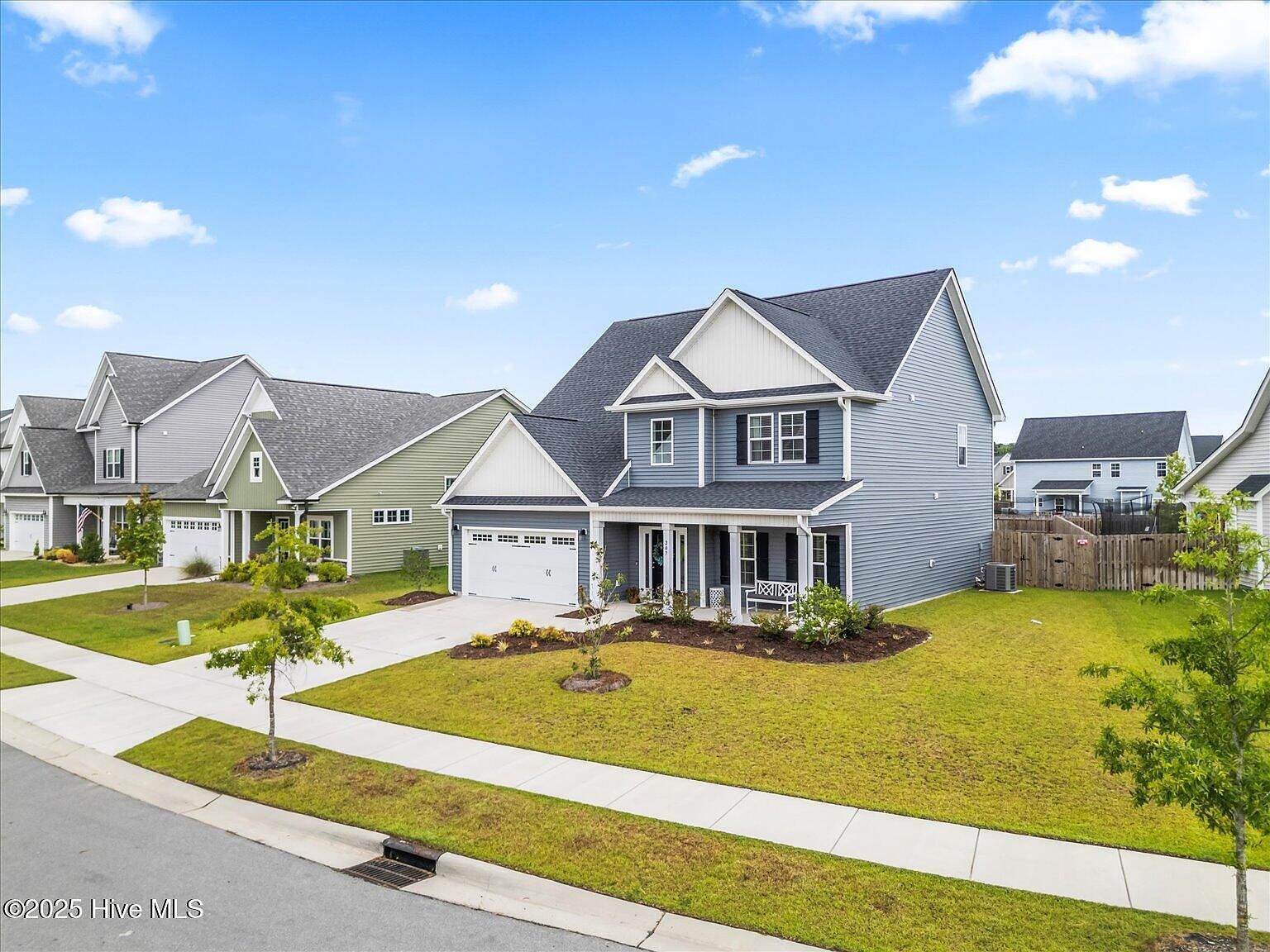 207 W Yellow Lois Dr Hampstead, NC 28443 - Thumbnail 2