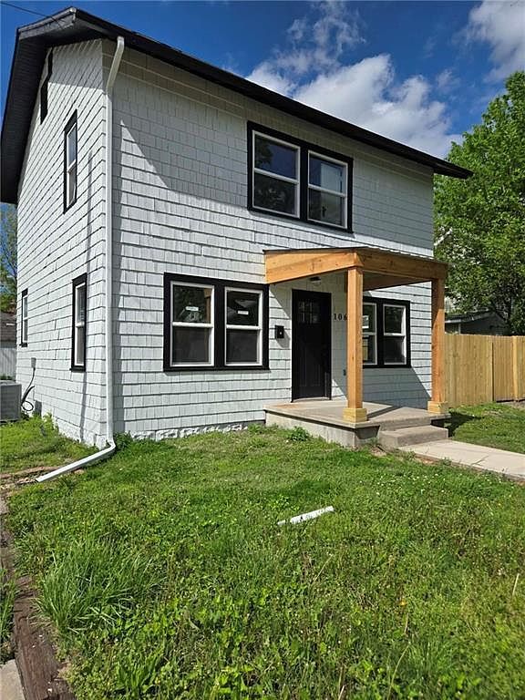 106 W Neosho St Iola, KS 66749  | Single Family