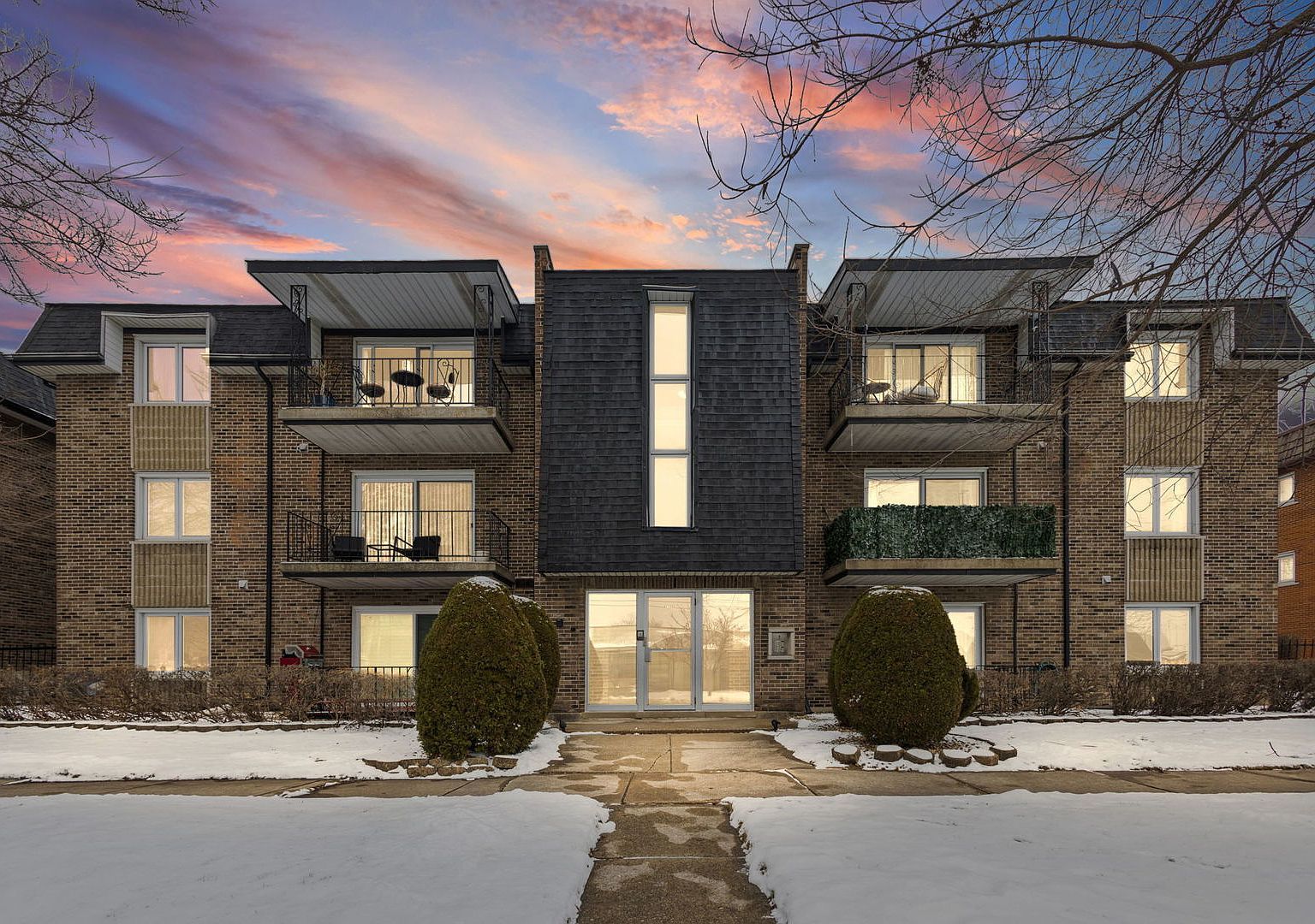 10831 S Keating Ave APT 1NW Oak Lawn, IL 60453 - Thumbnail 2