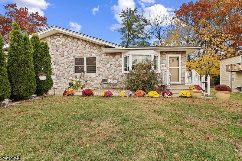 32 Ruby St Springfield, NJ 07081 - Thumbnail 2