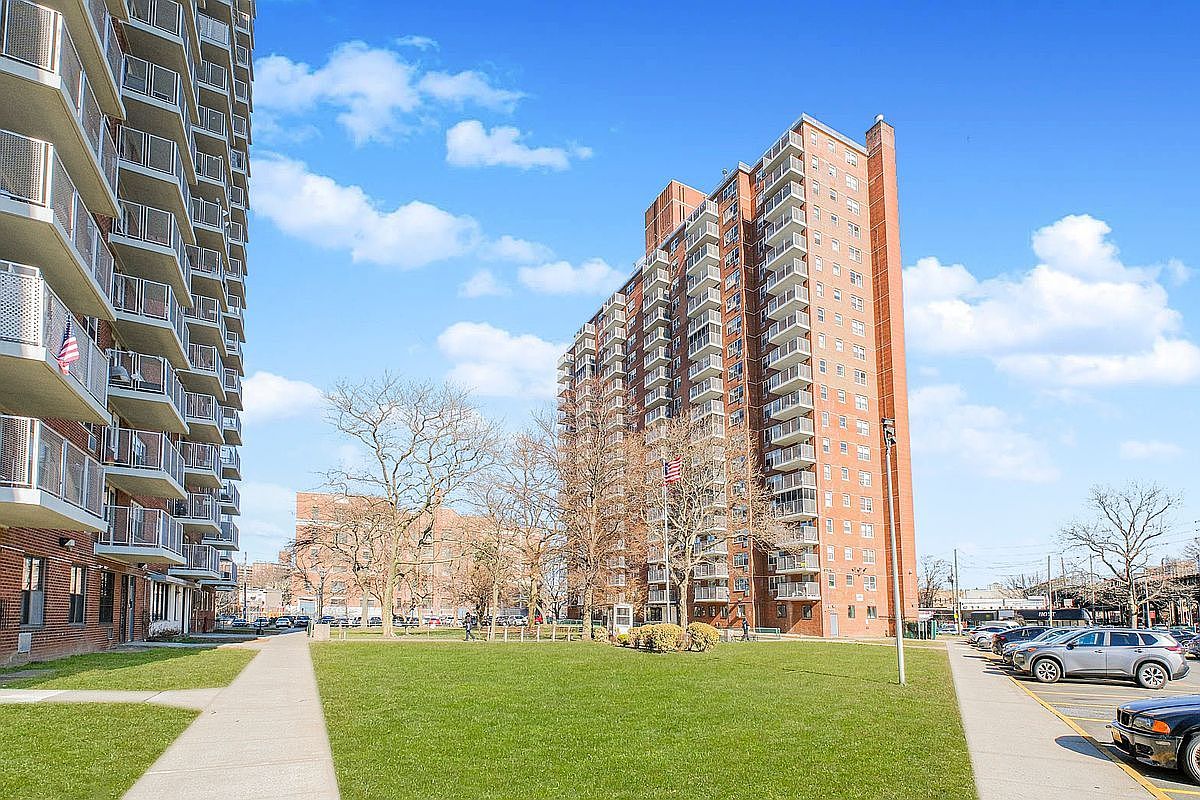 2483 W 16th St APT 8E Brooklyn, NY 11214  | Condominium