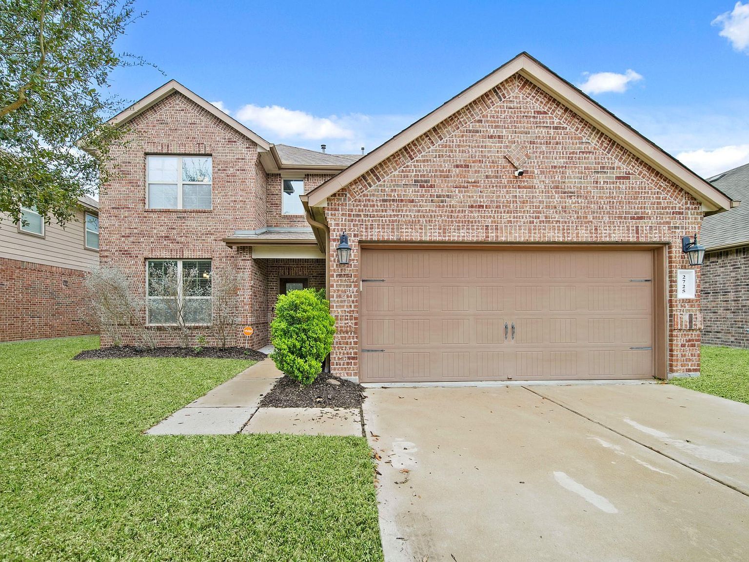 2725 Merlin Ln Pearland, TX 77581 - Thumbnail 2