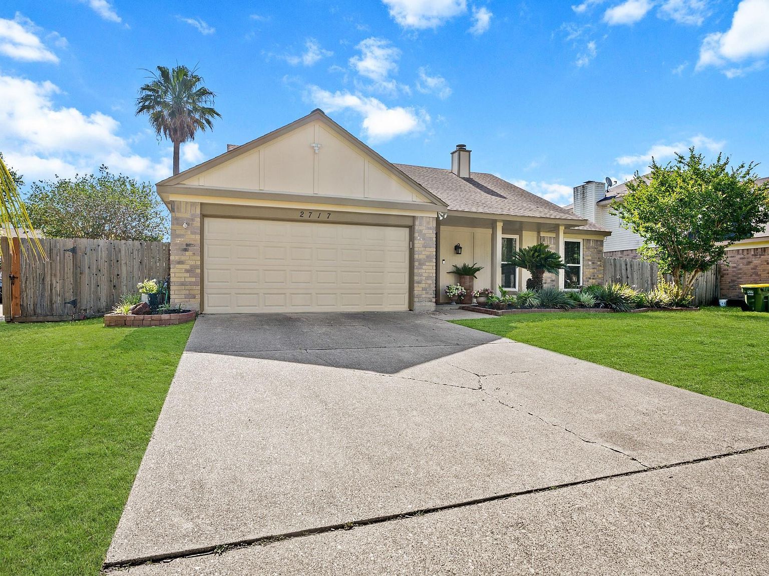 2717 Hot Springs Dr Pearland, TX 77584, 77584