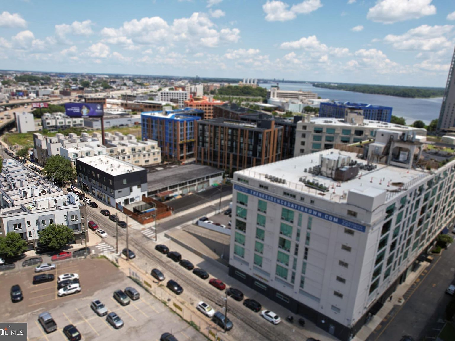 908 N Front St Philadelphia, PA 19123 - Thumbnail 2