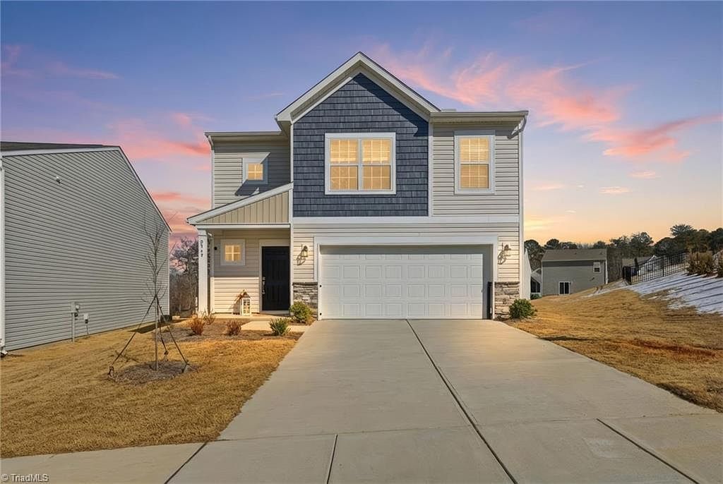 2949 Legacy Ridge Ln Catawba, NC 28609 - Thumbnail 2