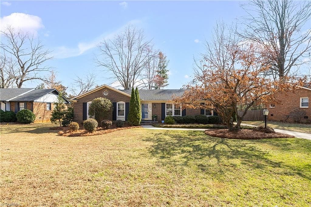 4507 Radnor Dr Greensboro, NC 27410 - Thumbnail 2