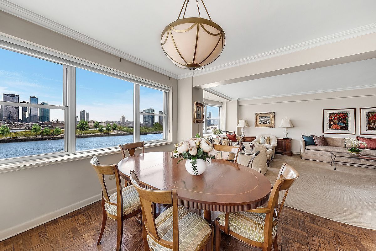 25 Sutton Pl S APT 6M New York, NY 10022 - Thumbnail 2