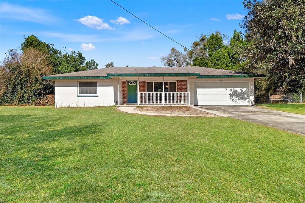 5067 Mockingbird Dr Dade City, FL 33523 - Thumbnail 2