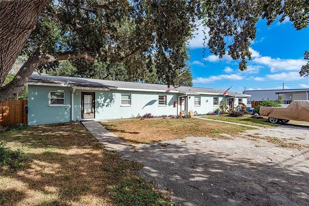 2725 Belle Haven Dr Clearwater, FL 33763 - Thumbnail 2