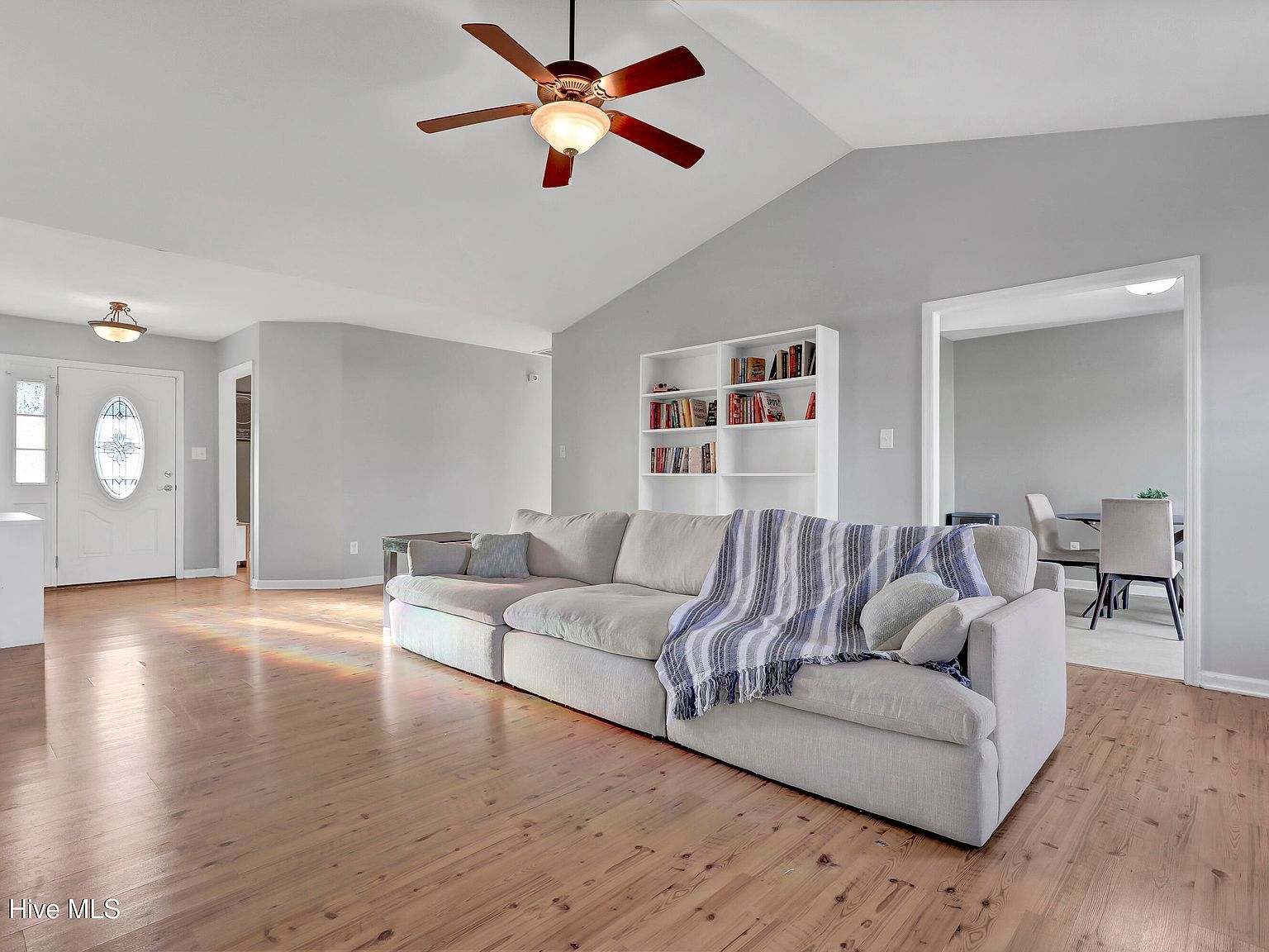 445 Spring Dr Jacksonville, NC 28540 - Thumbnail 2