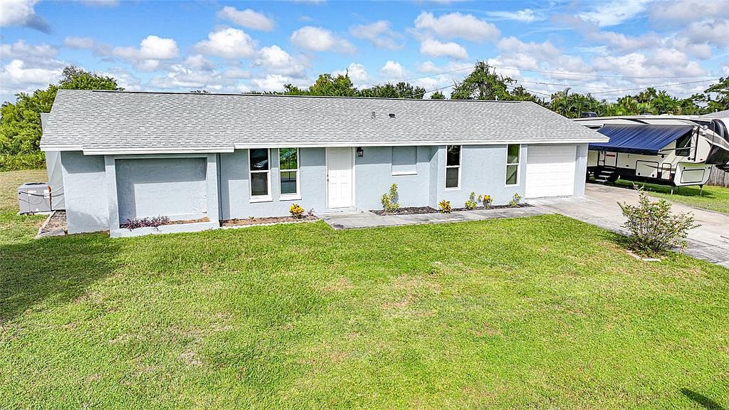 282 Seminole Blvd NW Port Charlotte, FL 33952 - Thumbnail 2