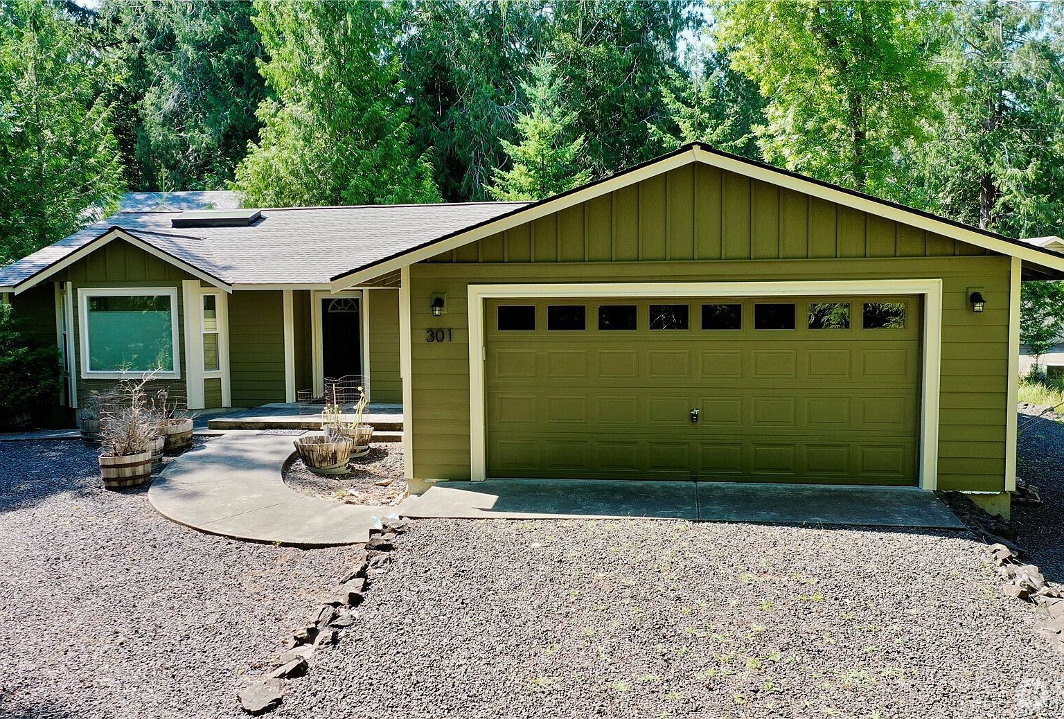 301 E Pointes Dr E Shelton, WA 98584 - Thumbnail 2