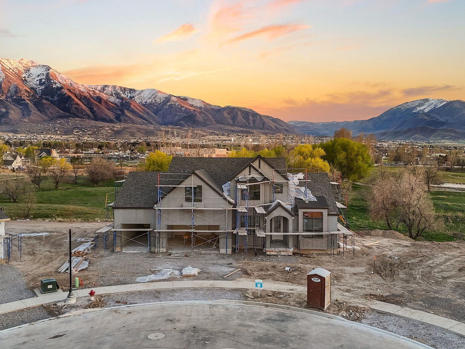 614 N 210 W Salem, UT 84653  | Single Family