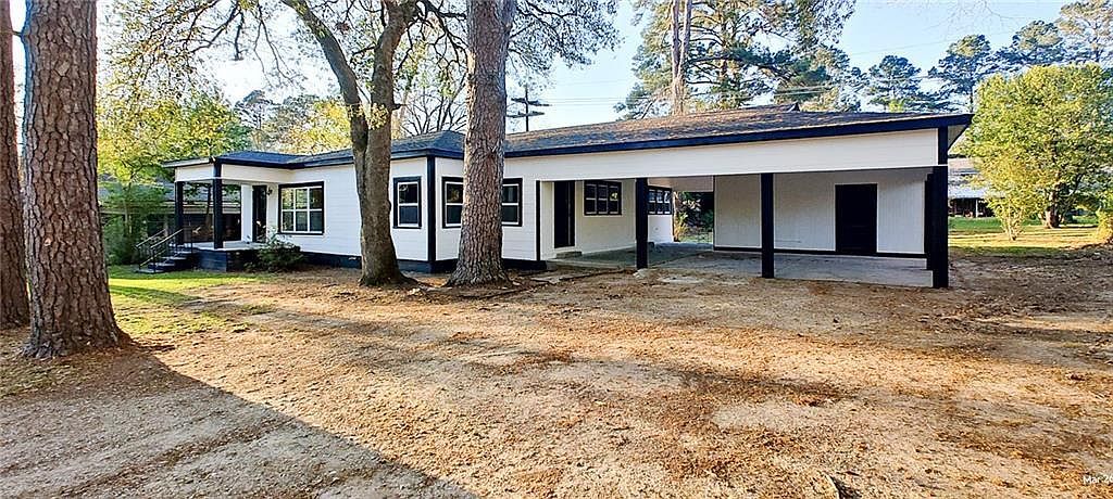 112 Arkansas St Winnfield, LA 71483, 71483