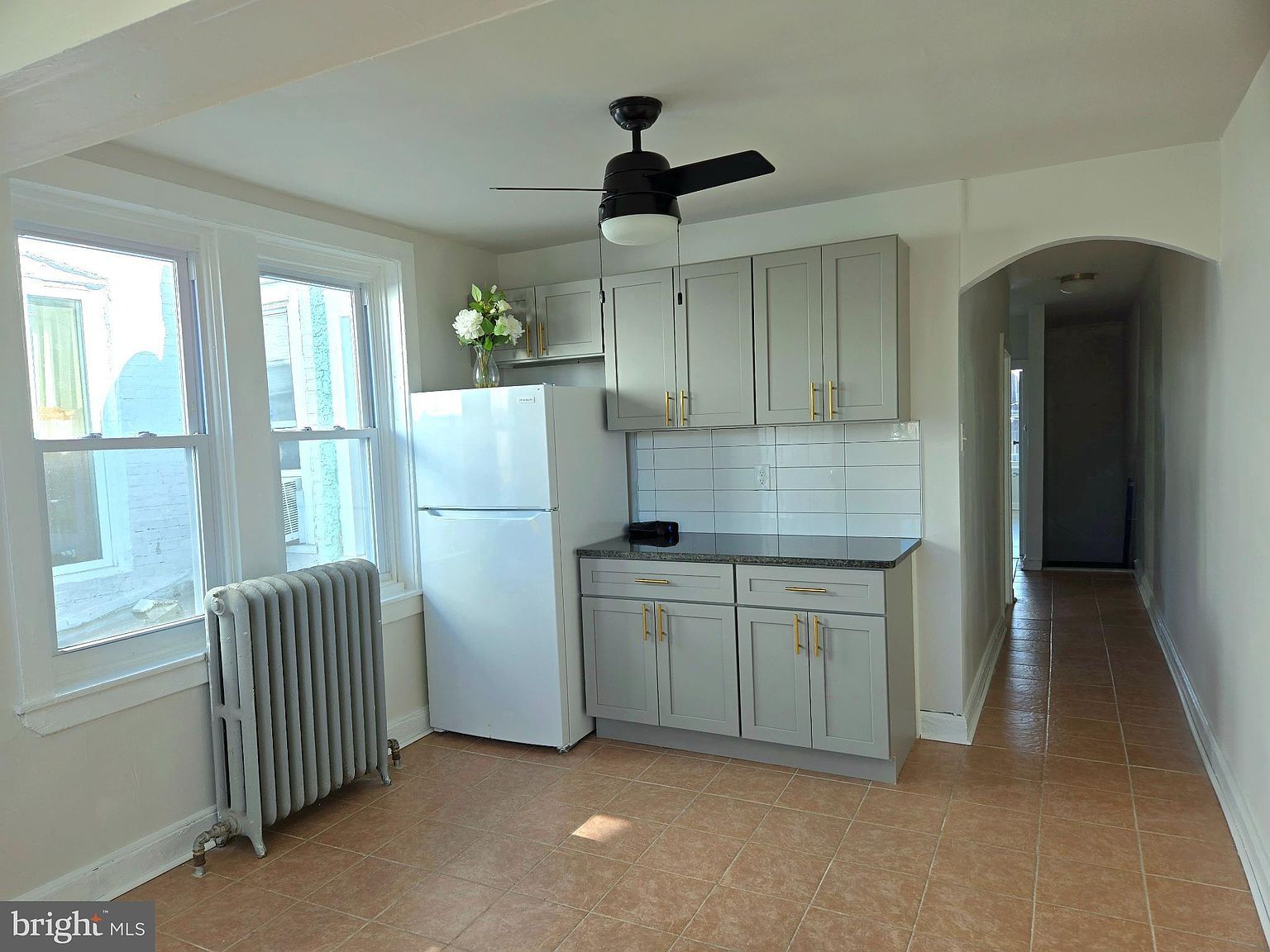 433 W Chew Ave Philadelphia, PA 19120 - Thumbnail 2