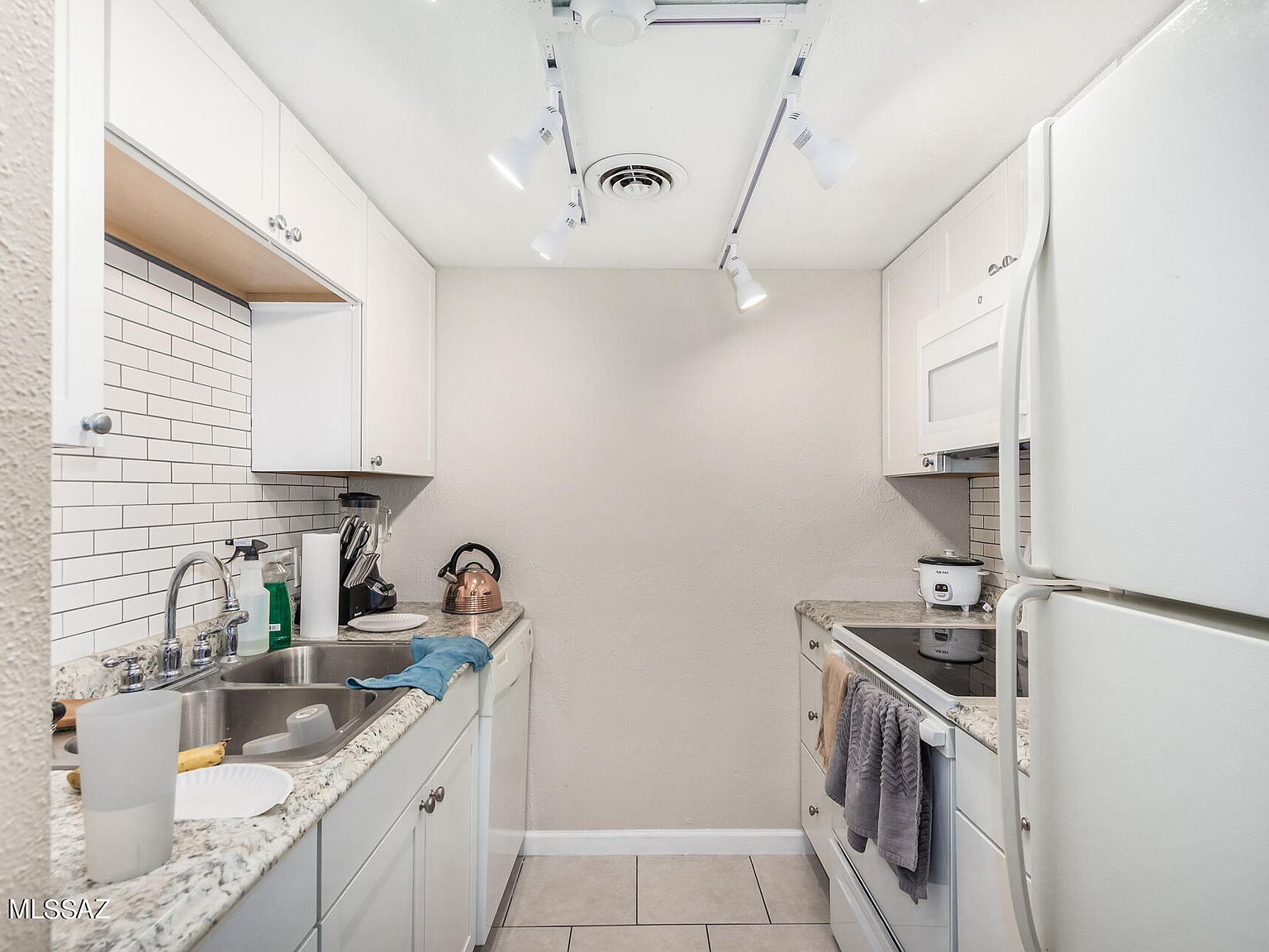 1620 N Wilmot Rd UNIT F227 Tucson, AZ 85712 - Thumbnail 2