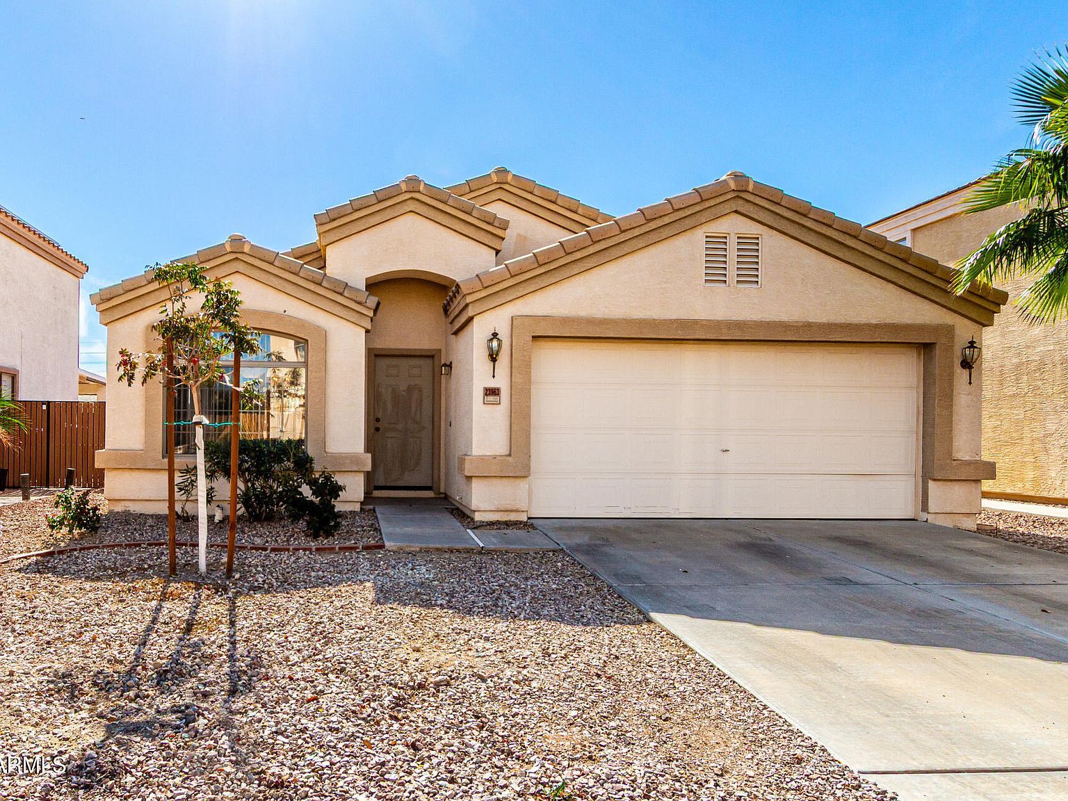 23963 W Tonto St Buckeye, AZ 85326 - Thumbnail 2